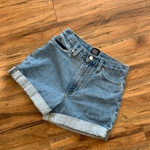 BDG High Rise Mom Short